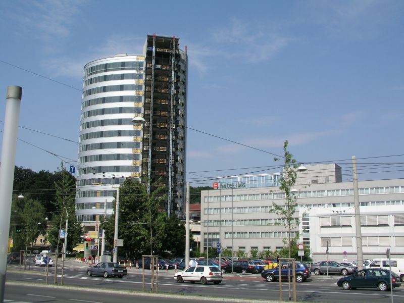 Turm des Wissens in Linz beim neuen Hauptbahnhof