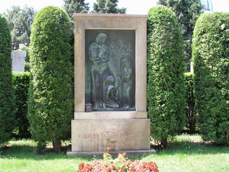 Ehrengrab von Clemens Freiherr von Pirquet auf dem Wiener Zentralfriedhof