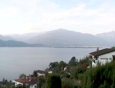 Blick von Caviano nach Ascona, Maggia-Delta und Locarno