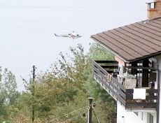 Hubschrauber beim Lastentransport