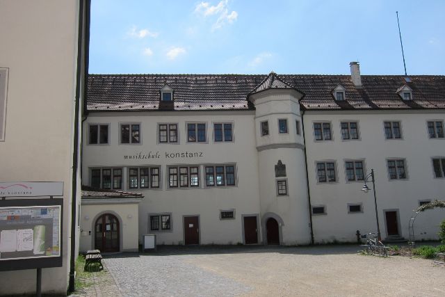 Konstanz Petershausen - Rund um den Benediktinerplatz