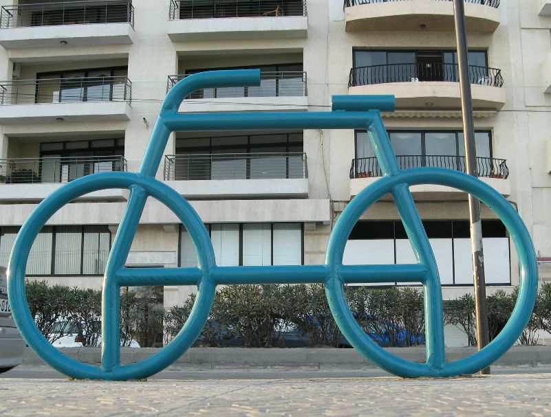 Malta, Fahrradparkplatz in Malta