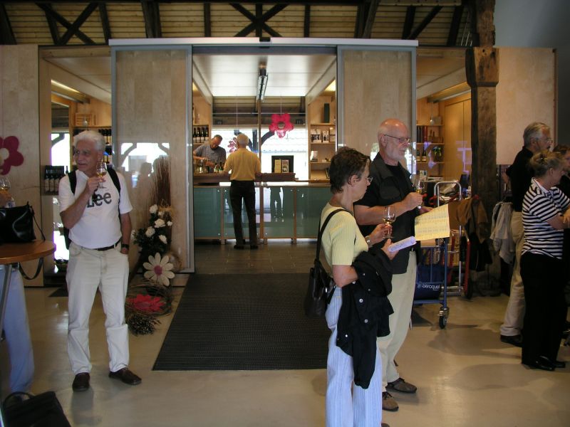 Weinprobe in der Vinothek in Metzingen